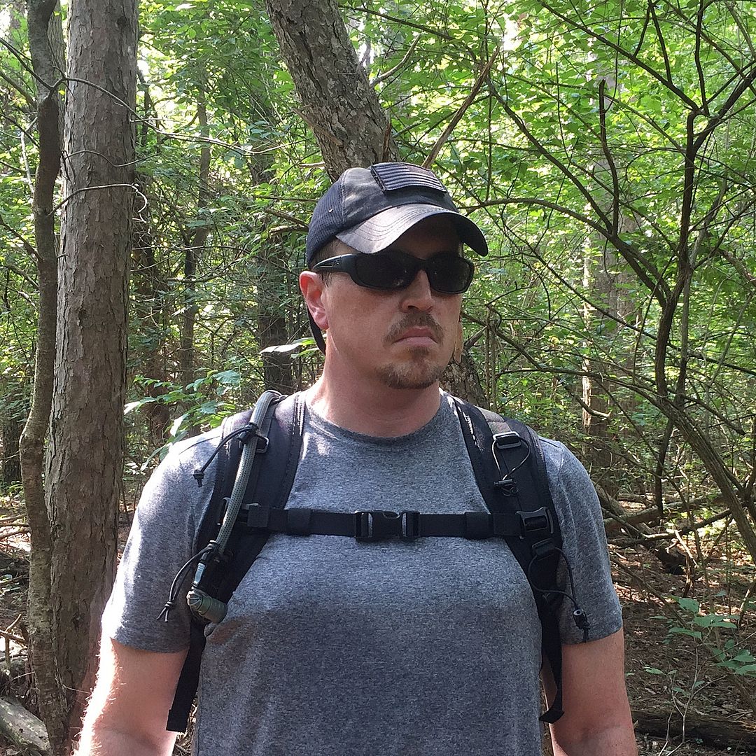 The author wearing the HPG Tarahumara harness.