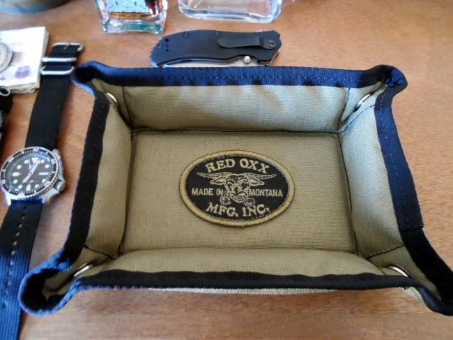 Red Oxx Travel Basket in Khaki
