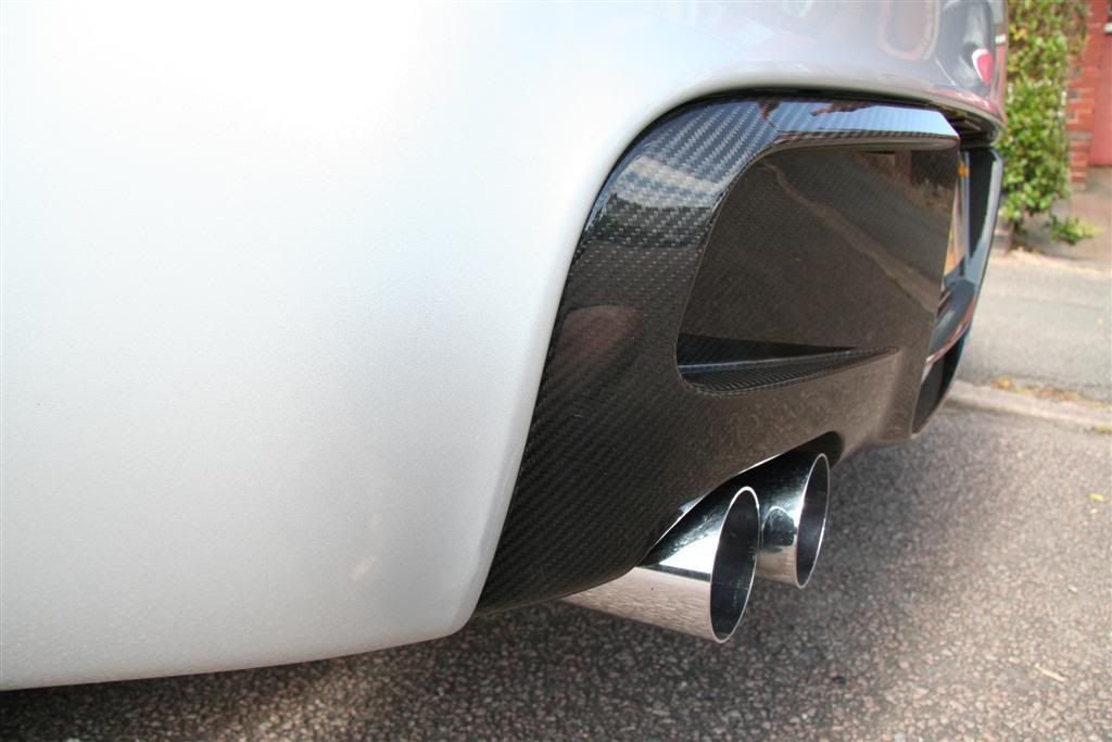 carbondiffuserandexhaust.jpg
