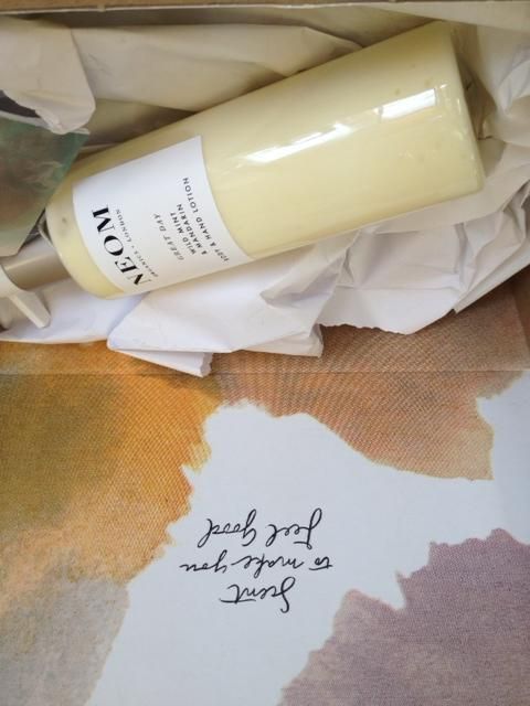 NEOM_BodyLotion_zps6a7cc7b0.jpg
