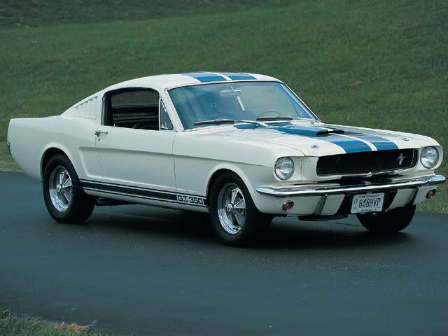 mump_0103_04_z1965_ford_mustang_shelby_gt350_extraordinarywhite_exterior_side_view1.jpg