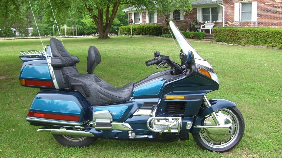 Teal 1994 honda goldwing #3