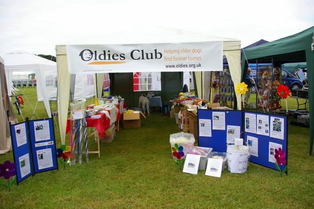 OC stand at the Cold Wet Nose Show